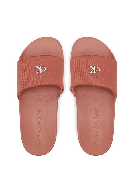 Ciabatte Calvin Klein Slide Monogram Hardware Aragosta Donna CALVIN KLEIN | Ciabatte | YW0YW01713-GAM